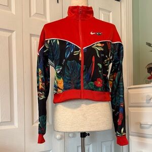 Nike Women's Hyper femme Tropical Floral Red crop Track Jacket Retro - Size S